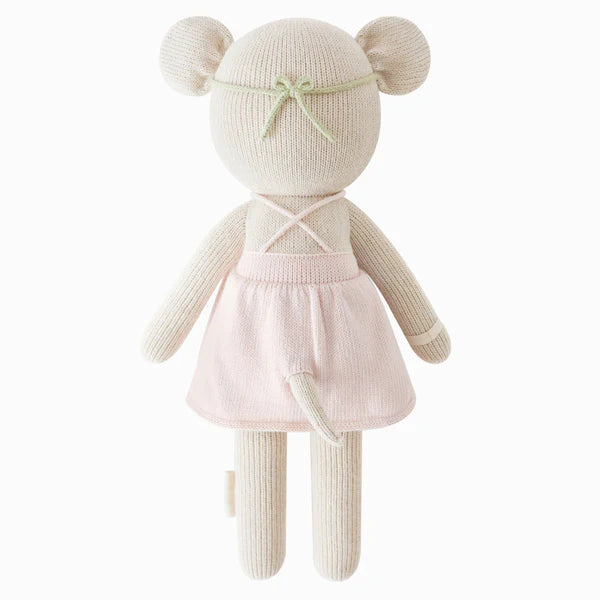 Cuddle and Kind Emma the mouse