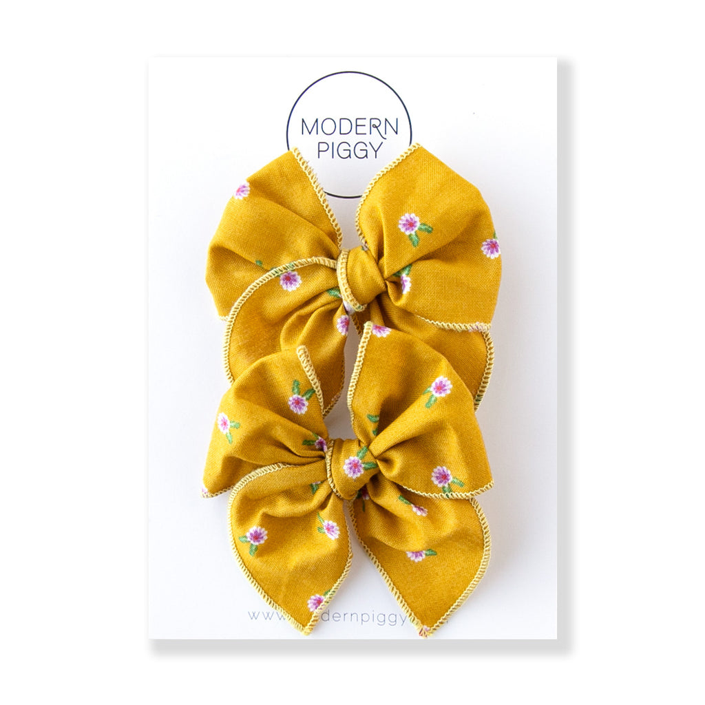 Modern Piggy Pigtail Set Petite Party Bow - Alligator Clip - Dandelion