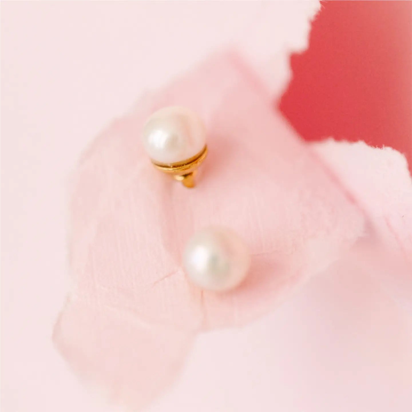 Pierced Co Fresh Water Pearl Stud Earrings
