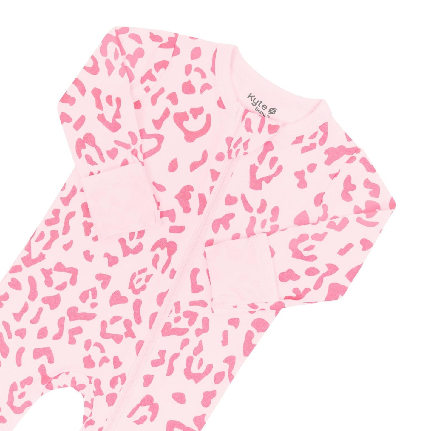 Kyte Baby Zippered Footie - Sakura Leopard