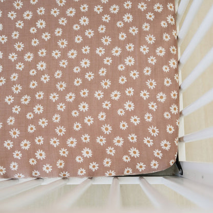 Mebie Baby Muslin Crib Sheet - Daisy Dream
