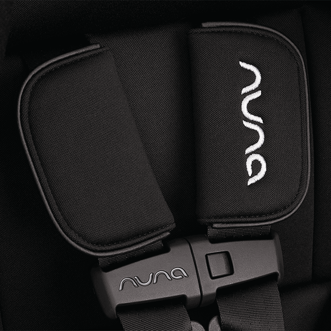 Nuna LUMN Harness Booster Car Seat