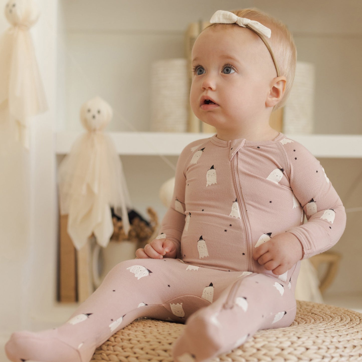 Quincy Mae Bamboo Zip Footie - Pink Ghosts