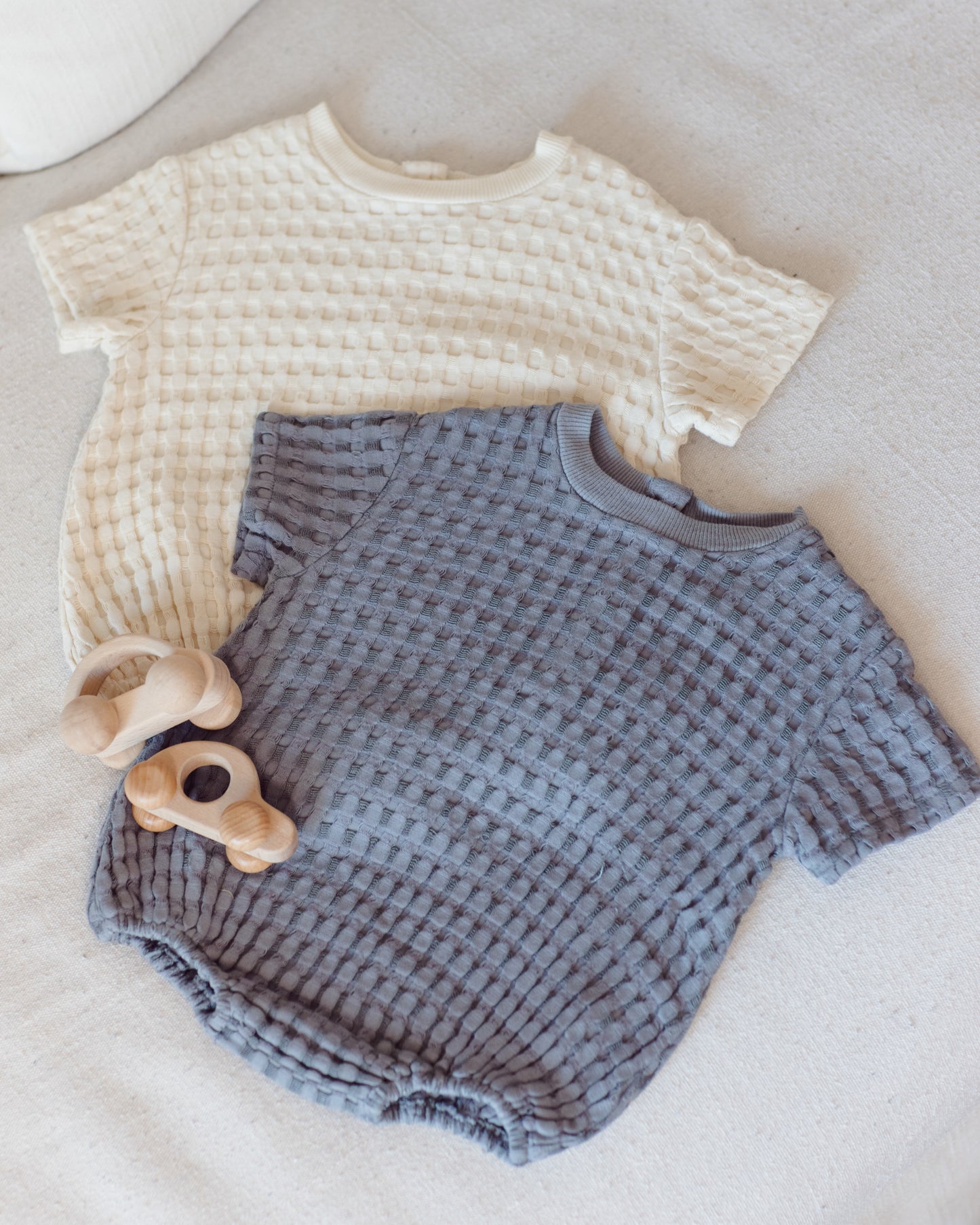 Quincy Mae Relaxed Bubble Romper - Natural