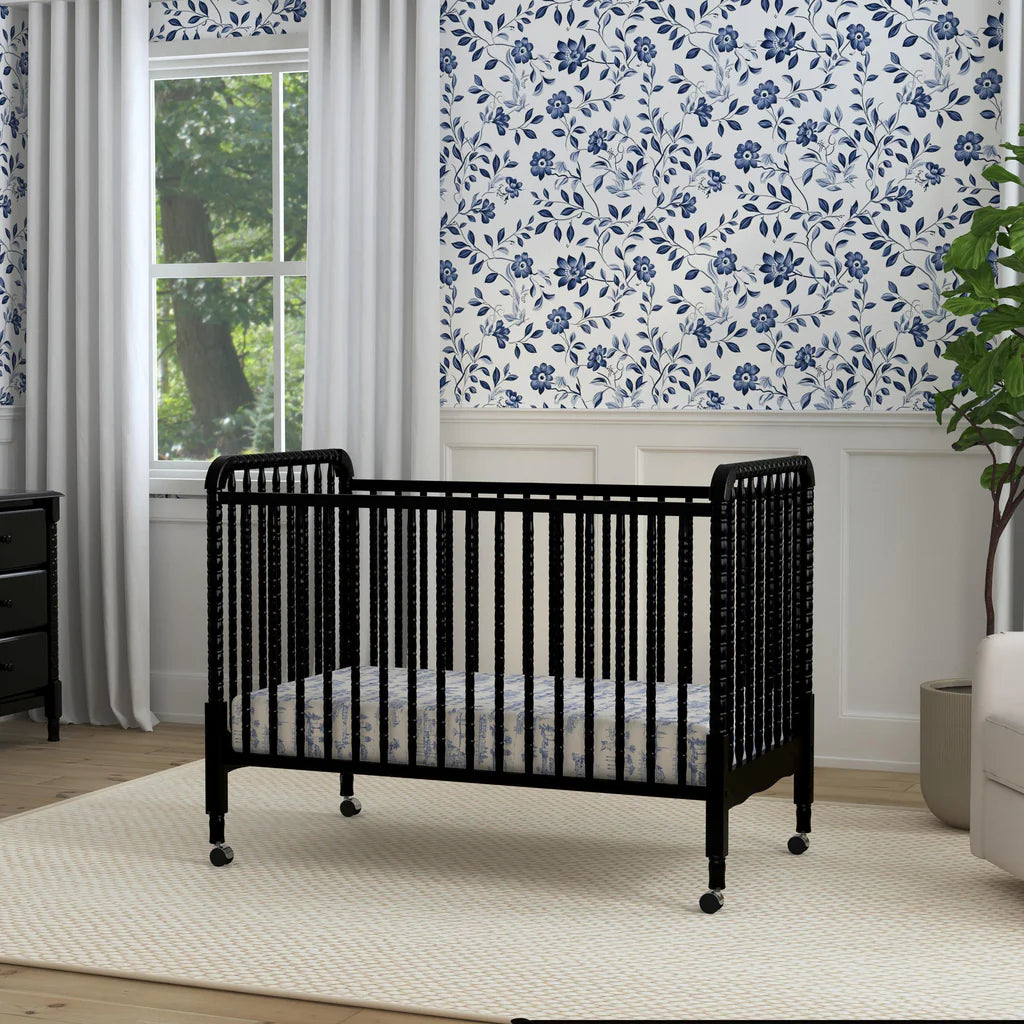 DaVinci Jenny Lind Stationary Crib - Ebony